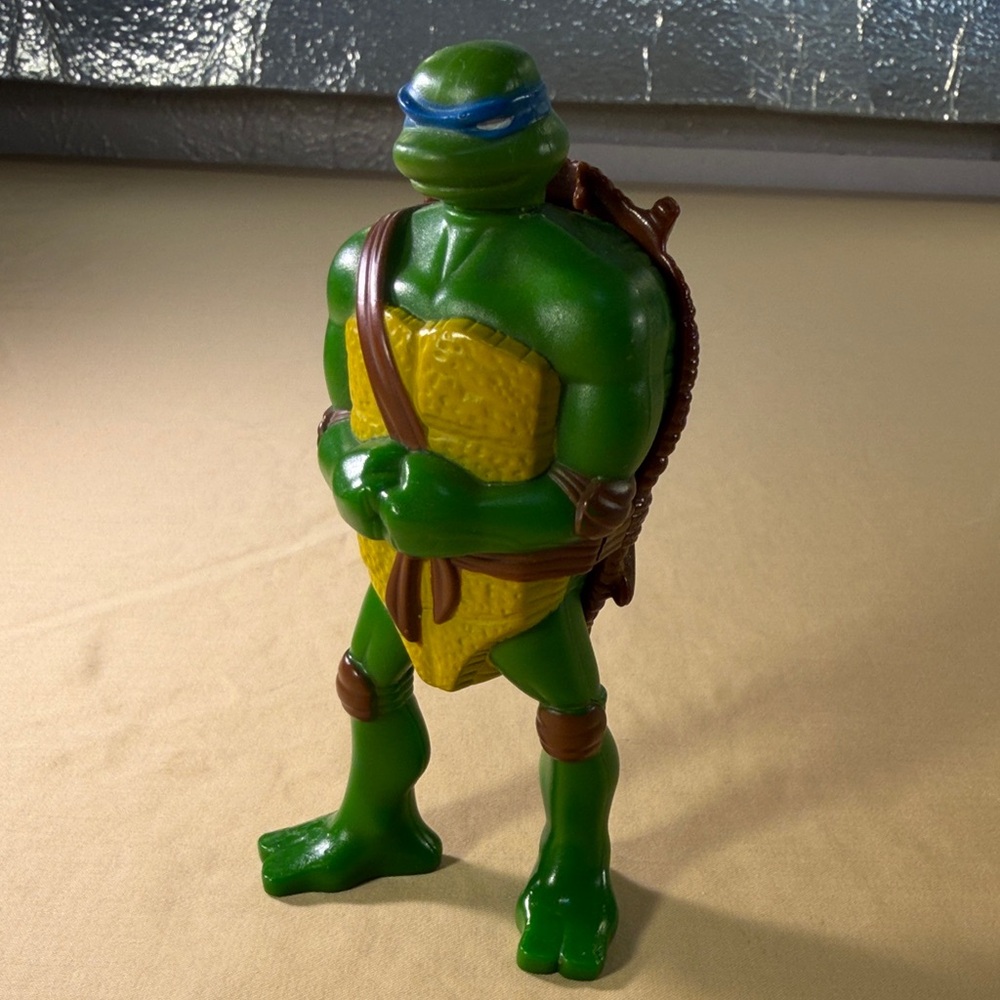 McDonald’s happy meal Winnie 07 Teenage Mutant Ninja Turtles Leonardo